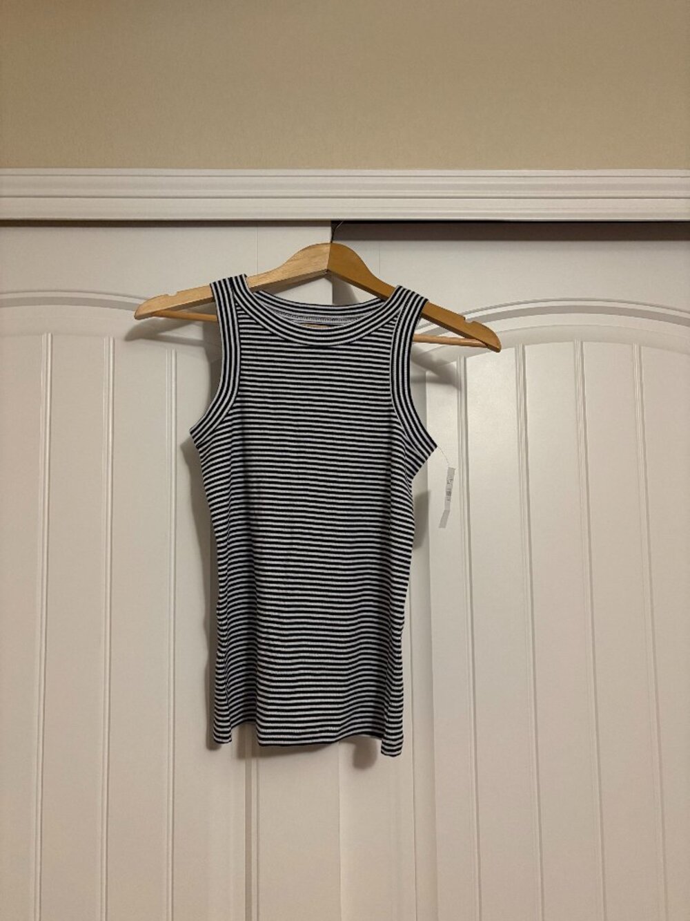 LOFT Outlet Tank Top Small Black and White Striped Cotton Blend NWT NEW Casual